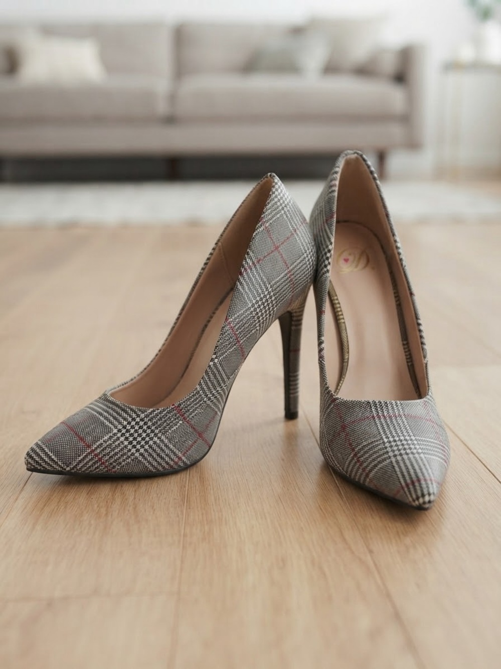 Plaid Pointed-Toe Stiletto Pumps - Gray Plaid